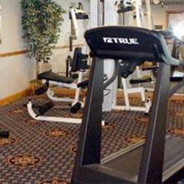 Hotel Country & By Radisson, West, Oh 3*