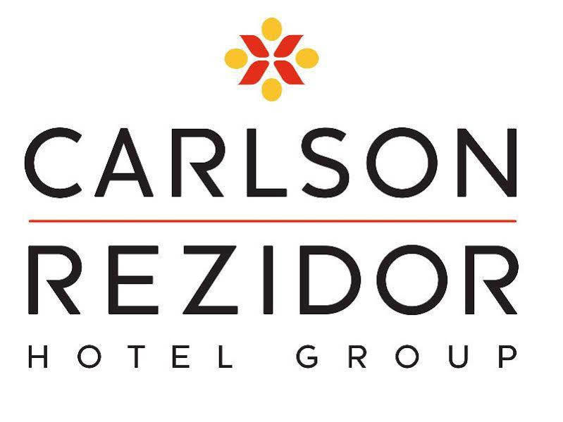 Country & By Radisson, West, Oh 3*